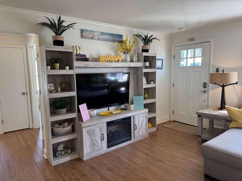 BR with Private Pool Near Downtown & Beach House in Vilano Beach