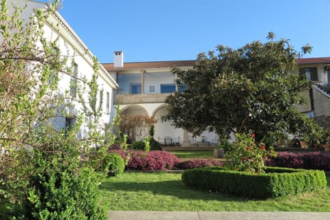 Day, Garden