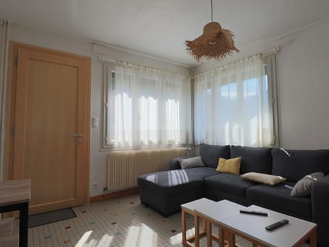 Charmante maison familiale à La Bourboule - FR-1-858-15 House in Auvergne-Rhône-Alpes