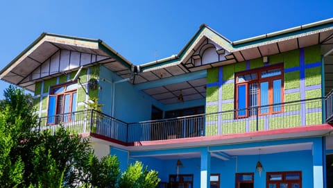 Property building, Day