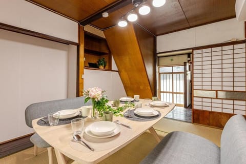 Living room, Diving