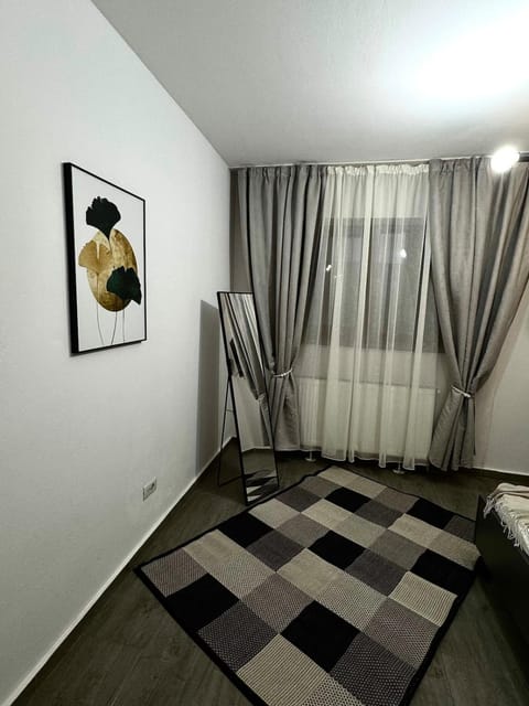 Petra's Apartment in Craiova