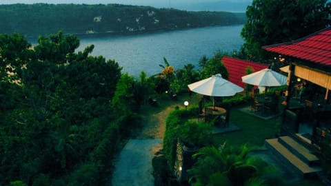 Ocean View Sunset Heaven House in Nusapenida