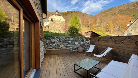 Patio, Natural landscape, View (from property/room), Balcony/Terrace, Mountain view