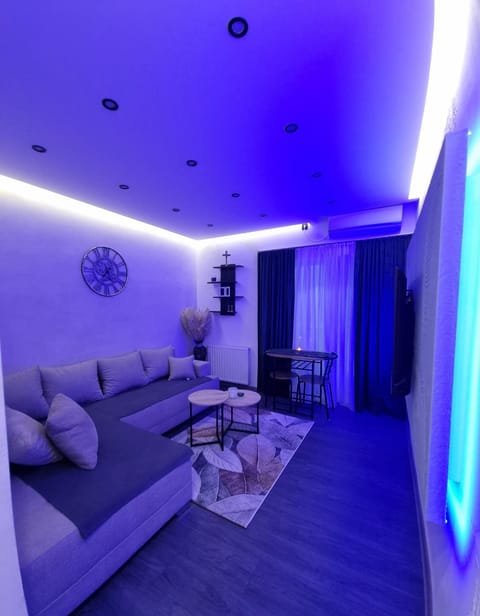 CARPE DIEM Unique S&P Apartment in Serbia