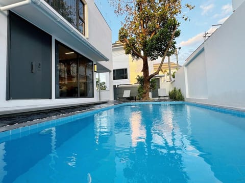 Property building, Pool view, Swimming pool