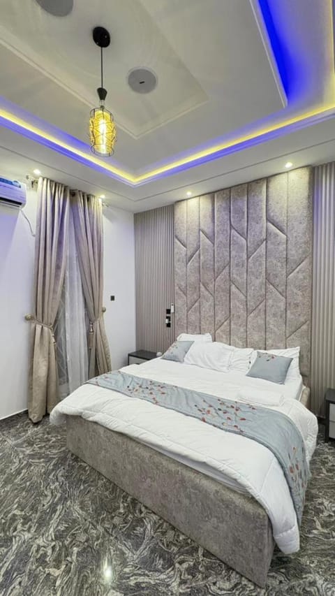 Bed, Bedroom, air conditioner