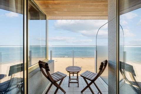 Day, View (from property/room), Balcony/Terrace, Beach, Sea view