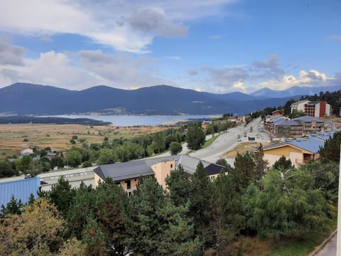 Day, Lake view, Mountain view