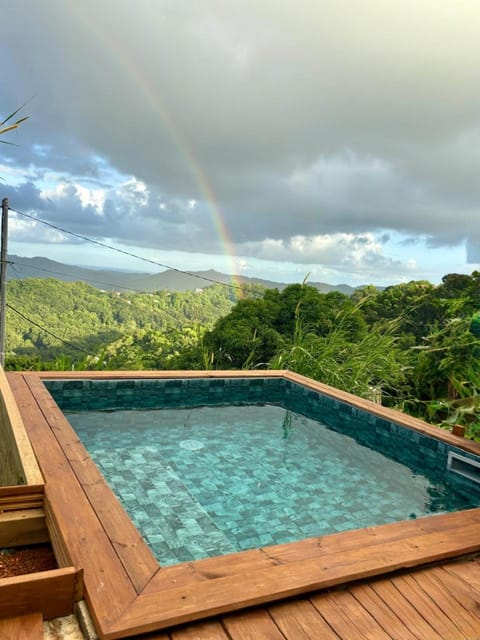 Mountain view, Sea view, Swimming pool