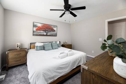 The Hoosier Valley Retreat Traverse City, Michigan House in Michigan