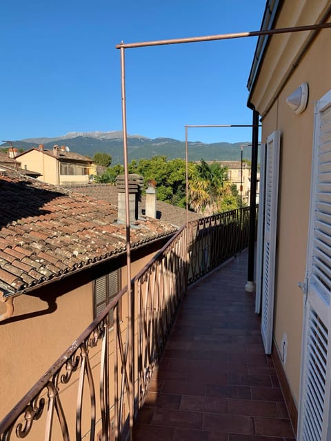 Property building, Day, Natural landscape, View (from property/room), Balcony/Terrace, Balcony/Terrace, Mountain view