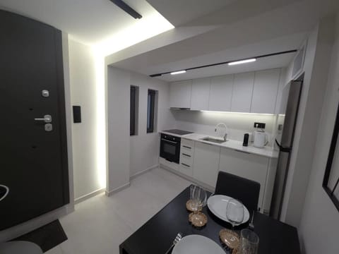 Kitchen or kitchenette, oven, stove