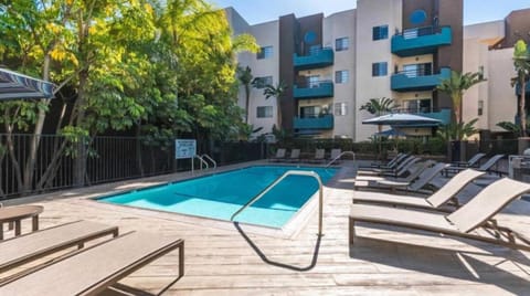 Pool view, Swimming pool