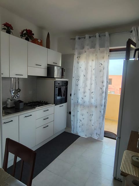"Da Carla e Sandro"- Appartamento con parcheggio privato Apartment in Quartu Sant'Elena