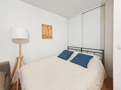 Parenthèse confortable avec balcon et parking Apartment in Chartres