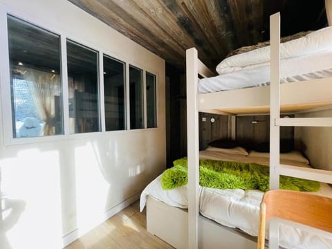 Cimes Lodge - Wood & Mountain Apartment in Combloux