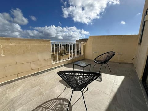 Patio, Day, View (from property/room), Balcony/Terrace