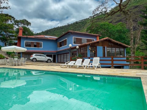 Property building, Mountain view, Swimming pool, sunbed