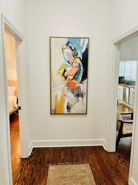 Beautiful, Cozy Bungalow 5 min from ATL Airport House in College Park