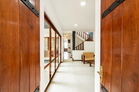 Facade/entrance, Living room