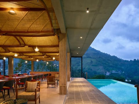 Property building, Restaurant/places to eat, Mountain view, Pool view