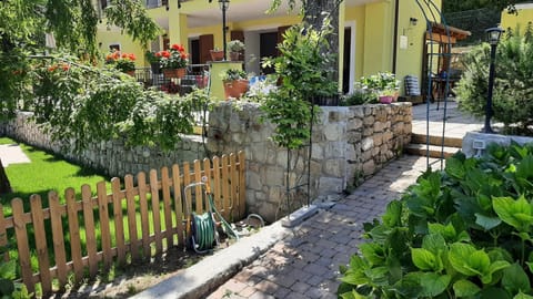 Facade/entrance, Garden