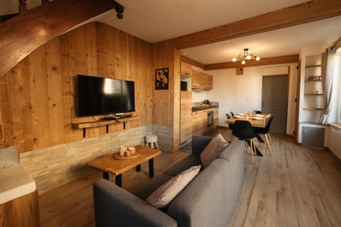 Living room, kitchen