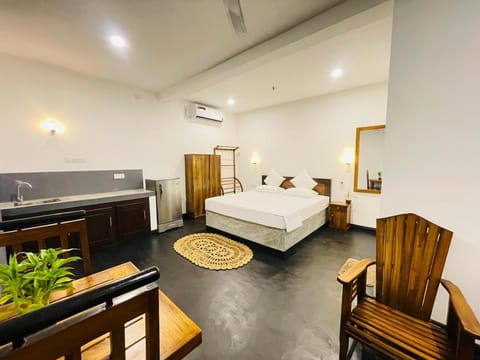 Bed, Photo of the whole room, Bedroom, towels, air conditioner