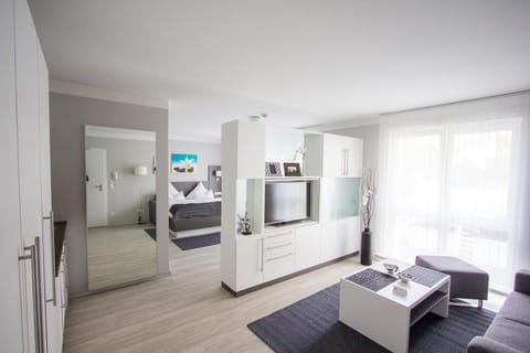 Day, Photo of the whole room, Photo of the whole room, Decorative detail