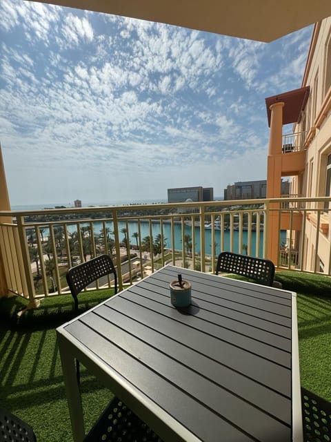 Property building, Patio, Day, Natural landscape, View (from property/room), Balcony/Terrace, Lake view, River view, Sea view