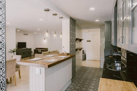 Precioso apartamento con terraza frente al golf Apartment in Benalmadena