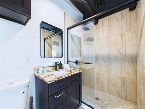 Stay, Park & Cruise! Modern Loft by Port -Unit 200 Hotel in Cape Canaveral