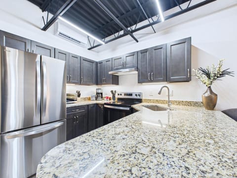 Loft Getaway Near Port & Beach -Unit 203 Hotel in Cape Canaveral