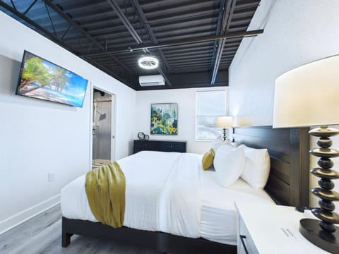 Stylish Loft Minutes from Beach & Port - Unit 204 Hotel in Cape Canaveral