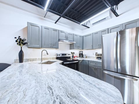 Stylish Loft Minutes from Beach & Port - Unit 204 Hotel in Cape Canaveral