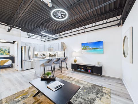 Sleek Coastal Loft Close to Port & Beach -Unit 205 Hotel in Cape Canaveral