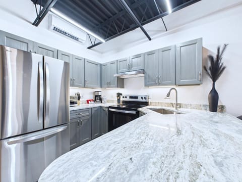 Minutes to Port! Loft Near Dining & Fun -Unit 207 Hotel in Cape Canaveral