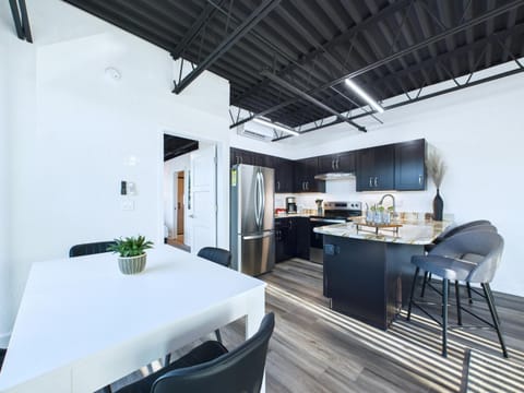 Rocket Launch View Loft Near Beach & Port-Unit 209 Hotel in Cape Canaveral