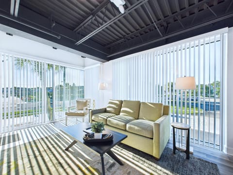 Rocket Launch View Loft Near Beach & Port-Unit 209 Hotel in Cape Canaveral