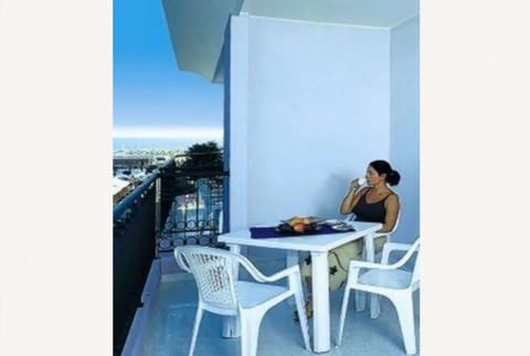 Cozy holiday flat with terrace Apartment in Bibione