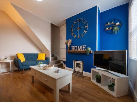 Whole Town House - Town centre! Apartment in Tamworth