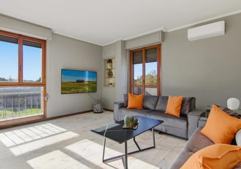 TV and multimedia, Living room, air conditioner