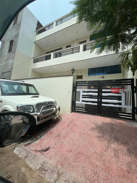 Cozy 1BHK Home In Malviya Nagar Apartment in Jaipur