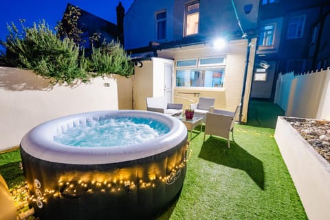 Patio, Night, Natural landscape, Garden, Hot Tub, Garden view, Pool view, Swimming pool