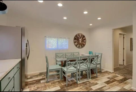 Hillside Bungalow - Walking distance to downtown House in Mariposa