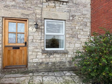 Wren Cottage - Cosy 2 bed Grade ll listed cottage House in Swanage