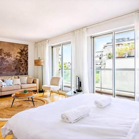 Living room, Seating area, Bedroom