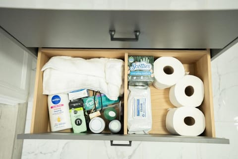 Modern Guesthouse ADU Sanctuary Campground/
RV Resort in Highland