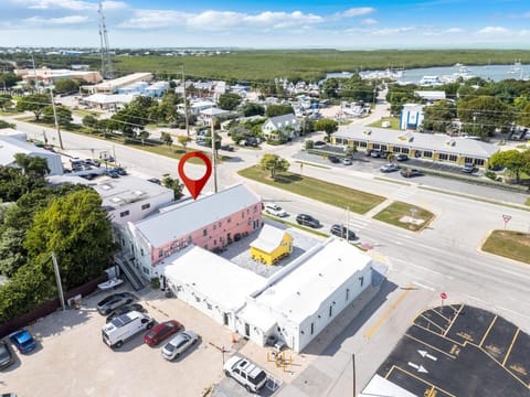 Brand new 2bedroom apartment with kitchen in Key Largo Apartment in Tavernier